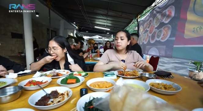 Nagita Ngidam Masakan Padang, Resto-nya Diangkut ke Andara
