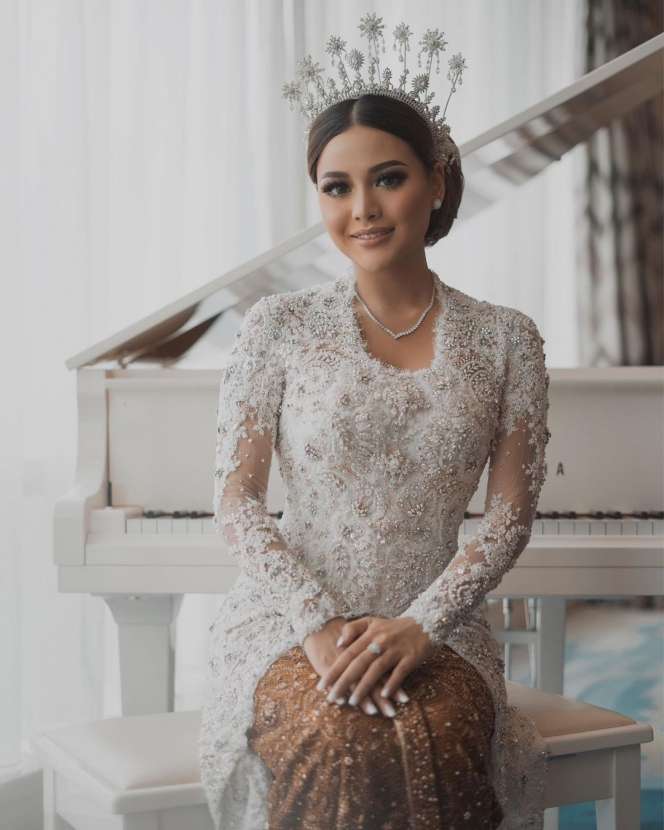 12 Artis yang Pilih MUA Bennu Sorumba di Hari Pernikahannya