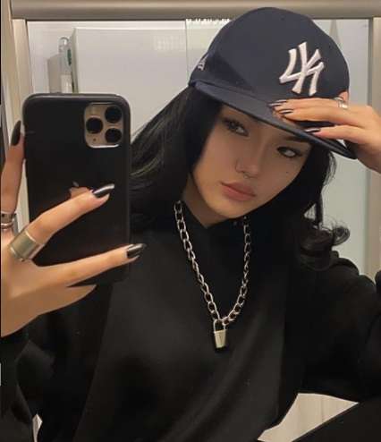 Pesona Queennara Latiza Anak Liza Natalia, Salfok Pinggangnya 