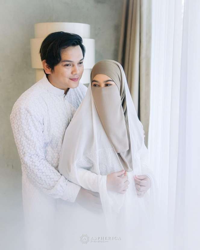 Pengalaman Pertama Punya Anak, 9 Artis Ini Siap Jadi Hot Papa