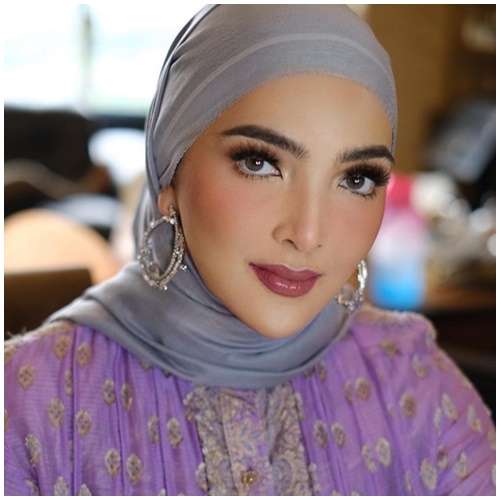 13 Potret Ashanty Berhijab, Cantiknya gak Ketulungan!