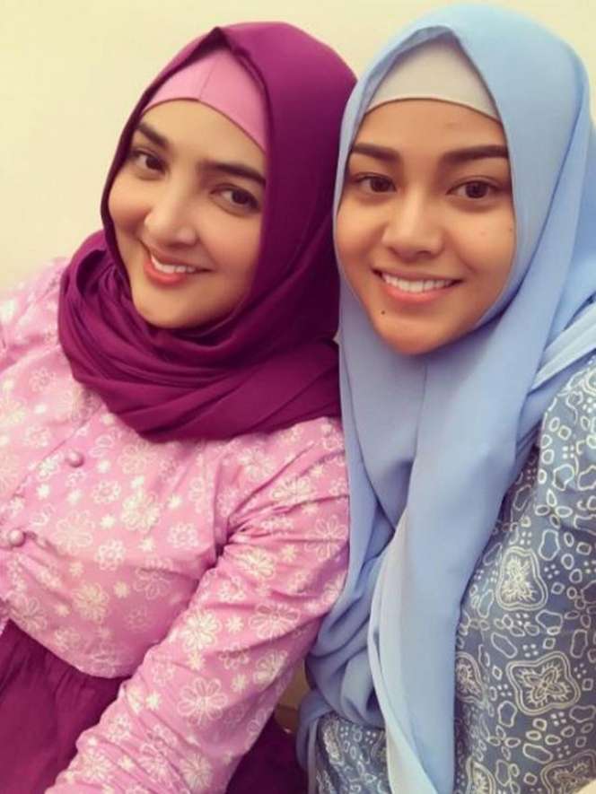 13 Potret Ashanty Berhijab, Cantiknya gak Ketulungan!