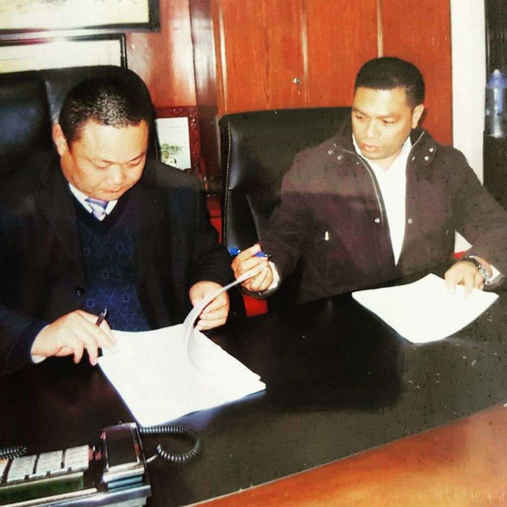 Potret Raul Lemos Semasa Muda, Senyumnya Bikin Meleleh