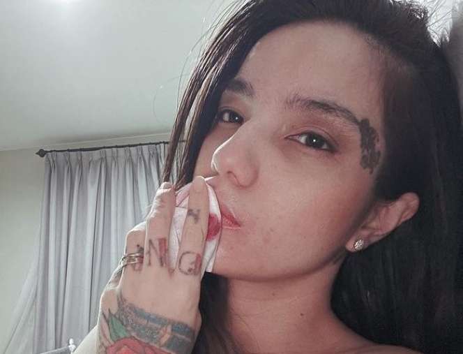 Sheila Marcia Hapus Tato, Pamer Bekas Luka di Tubuh