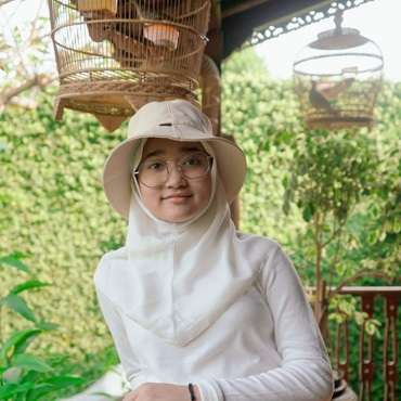 8 Potret Aisha Hakim, Anak Irfan Hakim yang Lihai Berkuda