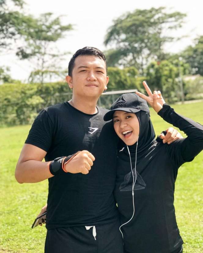 8 Potret Nanda Sukma, Ibu Bhayangkari yang Curi Perhatian