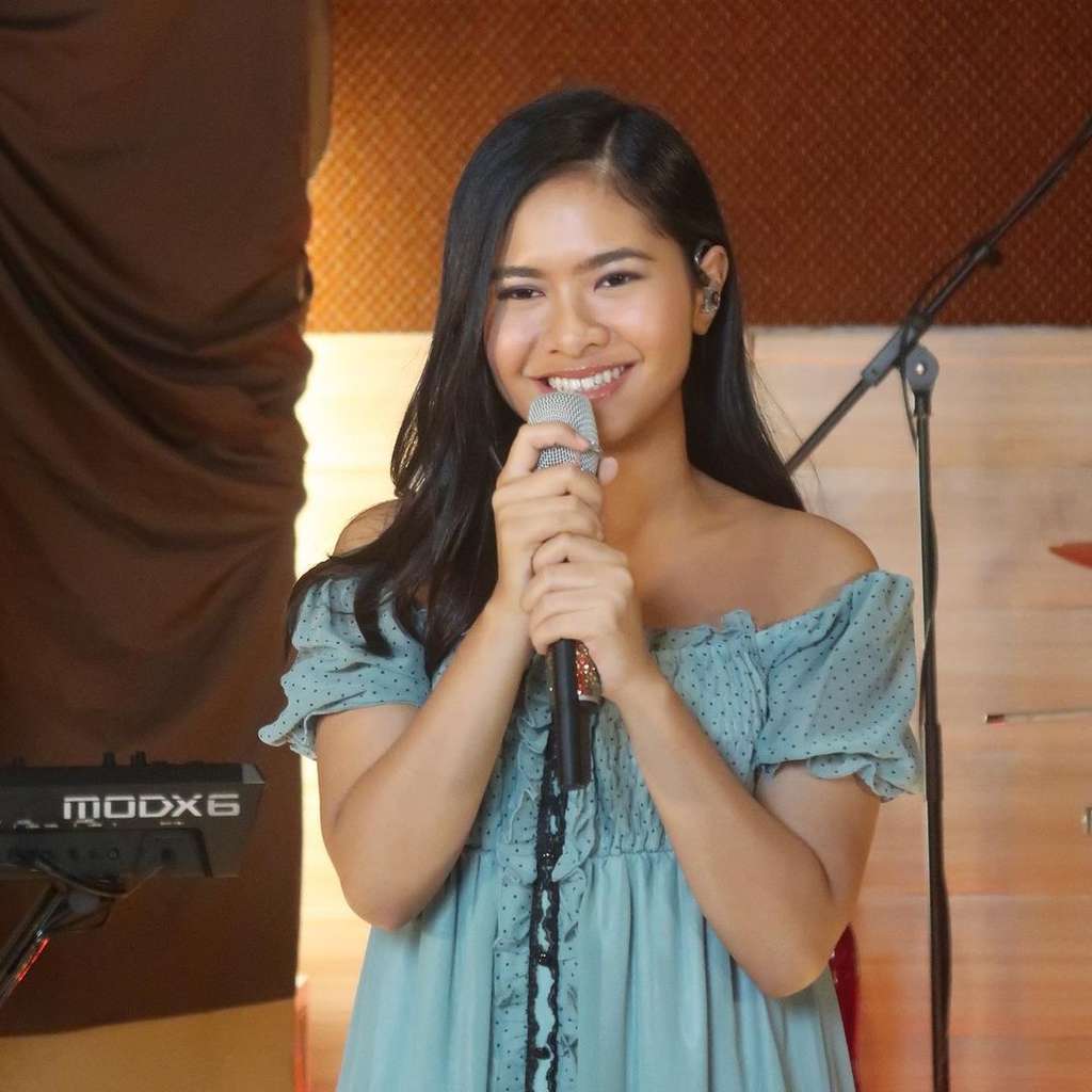 9 Potret Salshadilla Putri Iis Dahlia yang Ramai Disorot