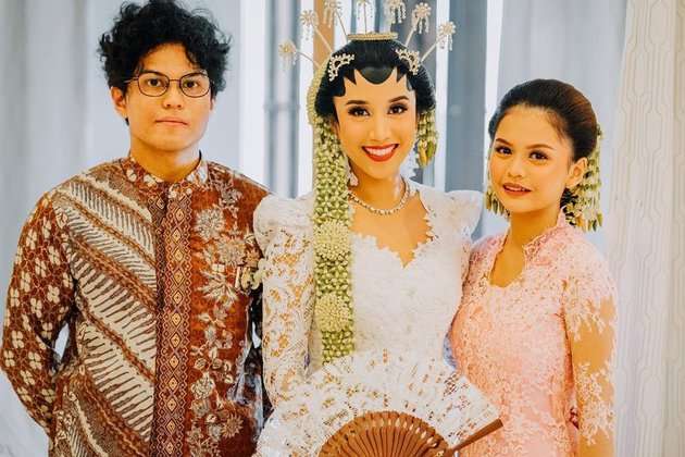 5 Potret Sederhananya Pernikahan Nadia, Cucu BJ Habibie