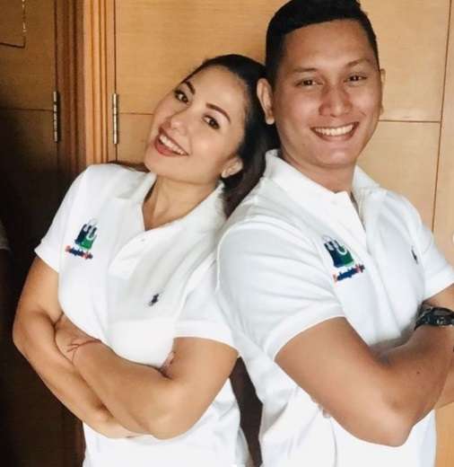 Kabar Ema Waroka, Dinikahi Brondong Terpaut Usia 18 Tahun