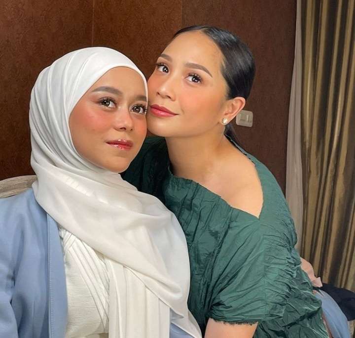 Adu Gaya Bumil Cantik, Nagita Slavina Vs Lesty Kejora