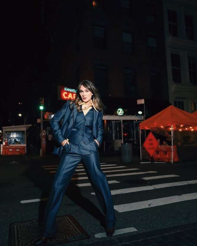 Potret Luna Maya Jelajahi Amerika, Dari Pantai Hingga Pegunungan