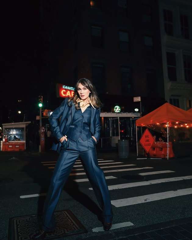 Potret Luna Maya Jelajahi Amerika, Dari Pantai Hingga Pegunungan