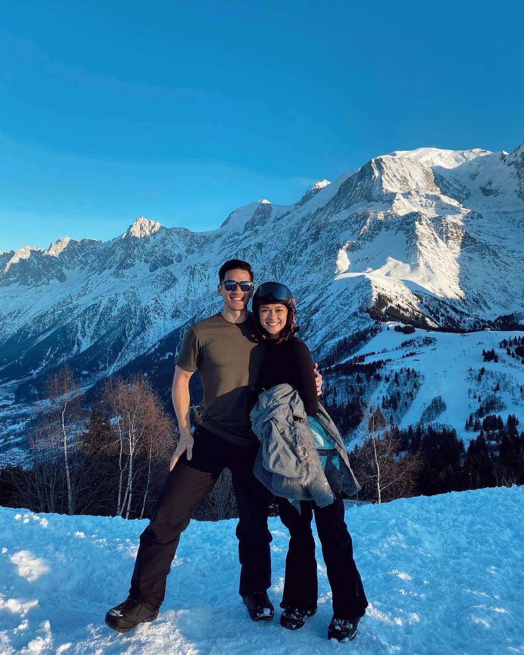Potret Sederet Selebriti yang Hobi Traveling, Bikin Iri!
