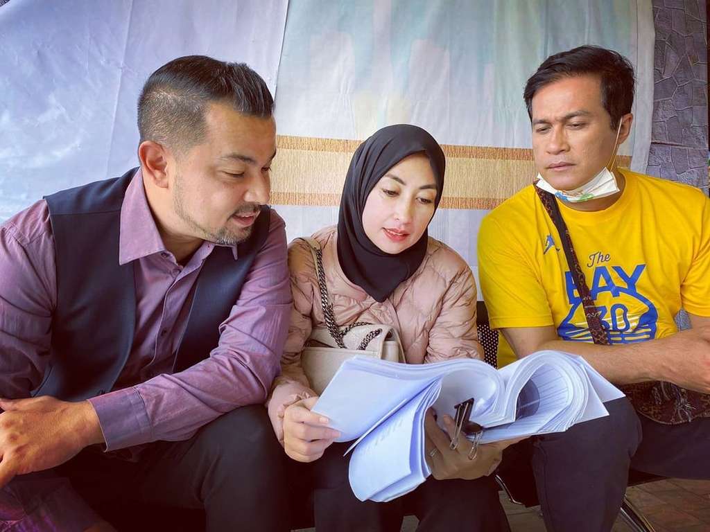 Tetap Akur, 5 Seleb Ini Pernah Main Sinetron Bareng Mantan