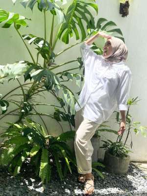 6 Potret Rumah Enno Lerian yang Jarang Terekspos, Dapurnya Disorot!