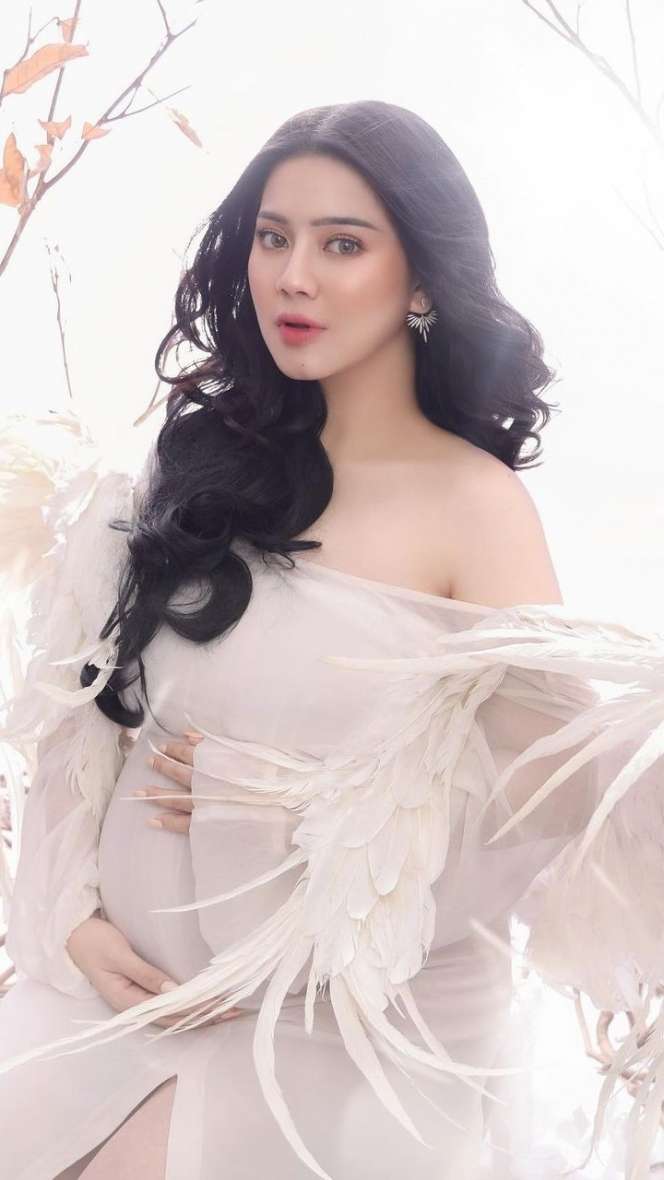 Penampilan Felicya Angelista Jelang Persalinan Bikin Melongo!