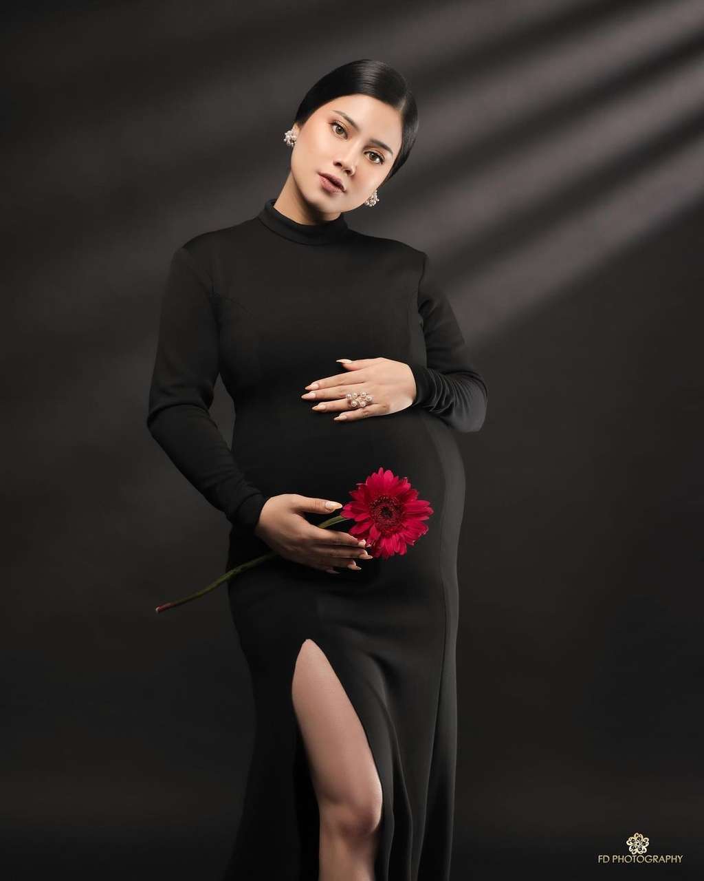 Penampilan Felicya Angelista Jelang Persalinan Bikin Melongo!