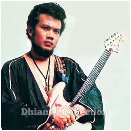 10 Gaya Busana Rhoma Irama saat Muda, Nyentrik Banget!