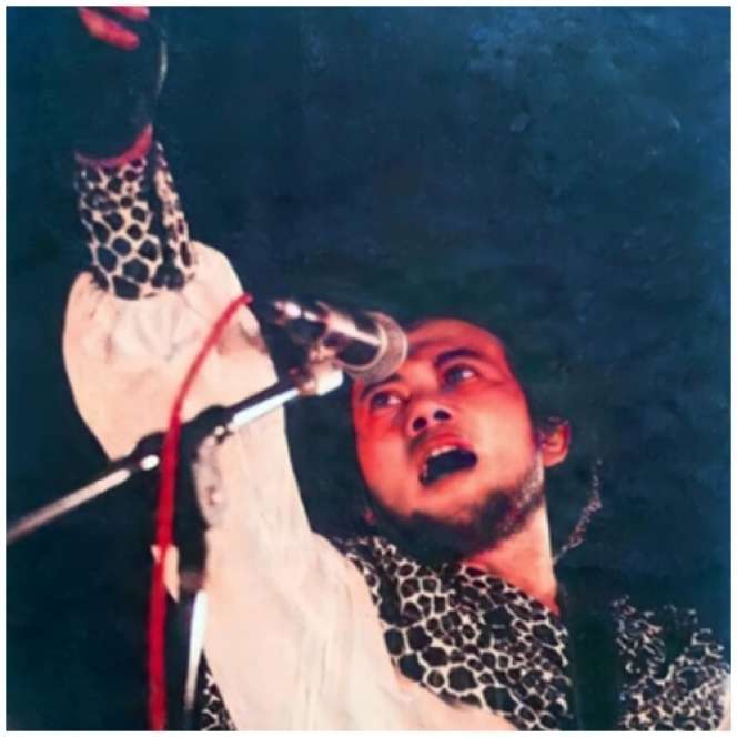 10 Gaya Busana Rhoma Irama saat Muda, Nyentrik Banget!