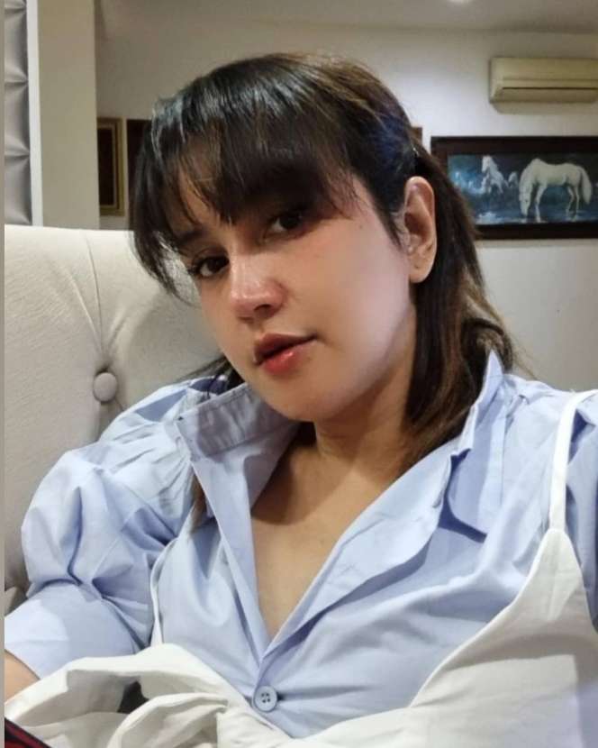 8 Potret Terbaru Andi Soraya, Makin Memesona dengan 3 Anak