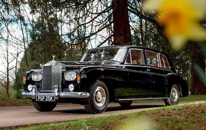 Koleksi Mobil Langka Sultan Hassanal Bolkiah, Harganya Bikin Kantong Menjerit!