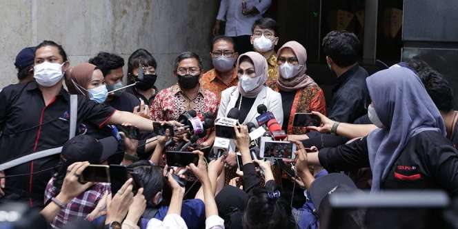Belum Siap Mental, Anak Nia Daniaty Mangkir Panggilan Polisi