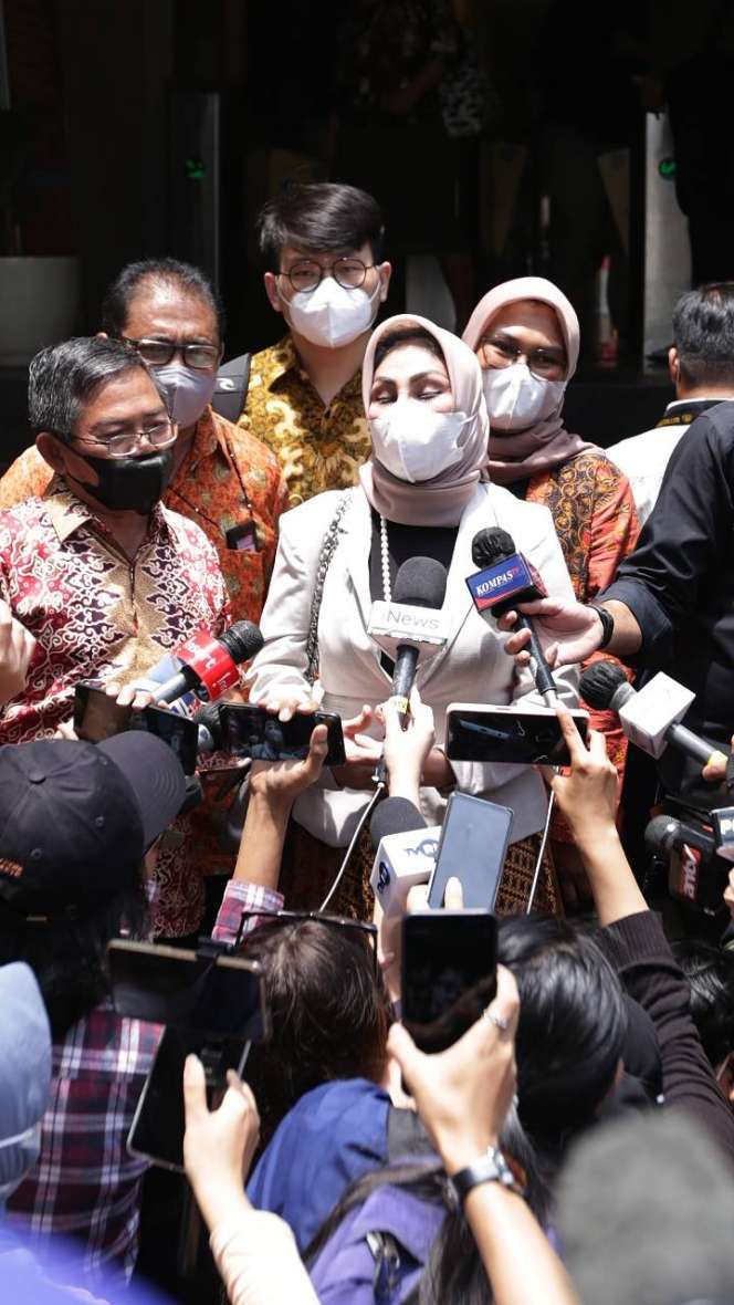 Belum Siap Mental, Anak Nia Daniaty Mangkir Panggilan Polisi
