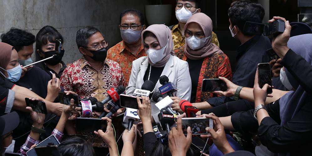 Belum Siap Mental, Anak Nia Daniaty Mangkir Panggilan Polisi