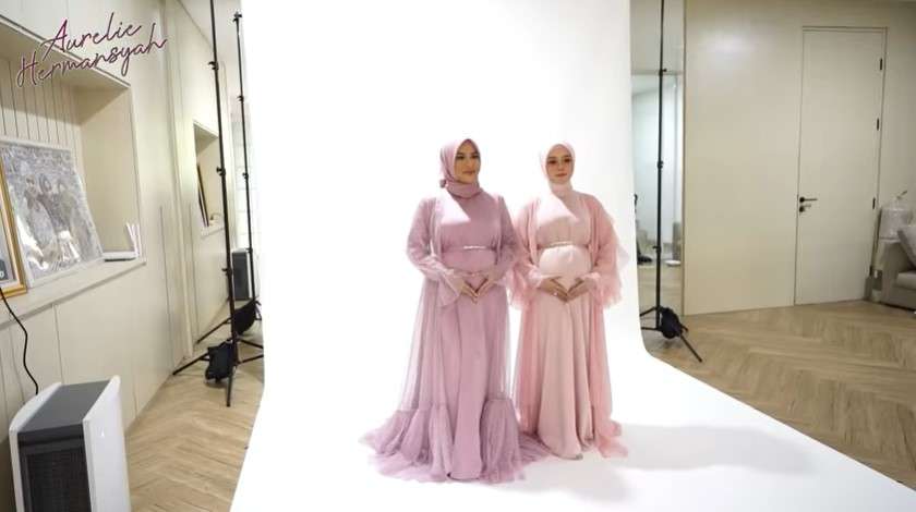 Adu Gaya Outfit Duo Bumil, Lesty Kejora VS Aurel Hermansyah