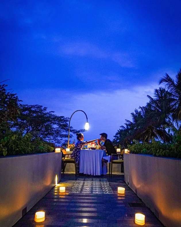 Diisukan Cerai, Inilah 9 Potret Romantis Shandy Aulia & David Herbowo