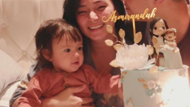7 Momen Asmirandah Dapat Kejutan Ultah dari Sang Suami, So Sweet!