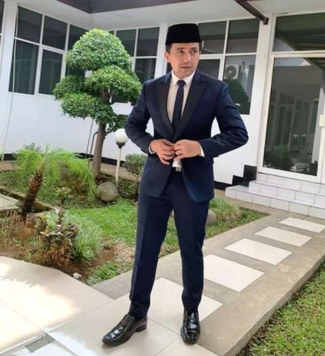 Pernah Naksir Ayu Ting Ting, Ini Potret Sahrul Gunawan yang Makin Hot di Usia 45 Tahun