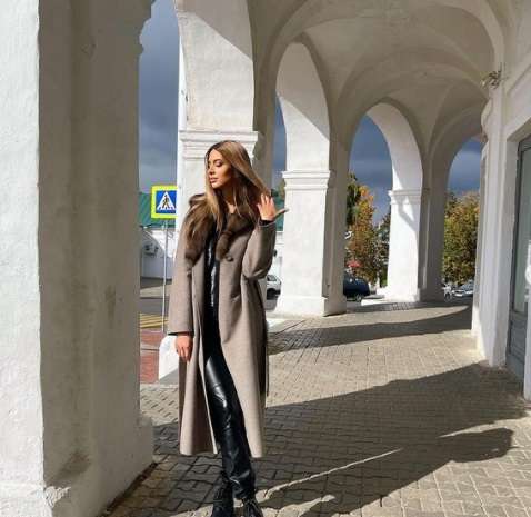 Masih Ingat Oksana Voevodina? Diceraikan Raja Malaysia Saat Hamil, Gini Nasibnya Sekarang