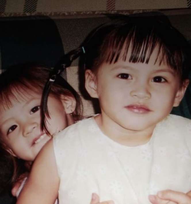 Potret Masa Kecil Adhisty Zara dan Hasyakyla, Lucu Banget!