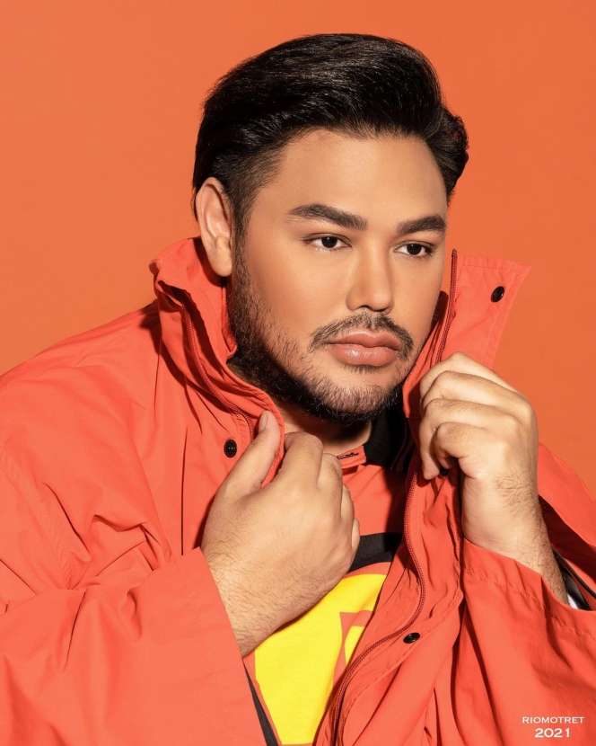8 Potret Terbaru Ivan Gunawan Setelah Turunkan BB 30 Kg, Macho Abis!