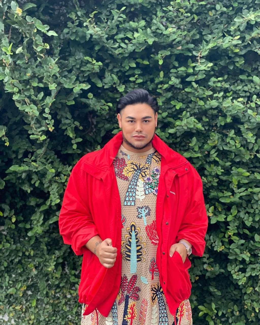8 Potret Terbaru Ivan Gunawan Setelah Turunkan BB 30 Kg, Macho Abis!