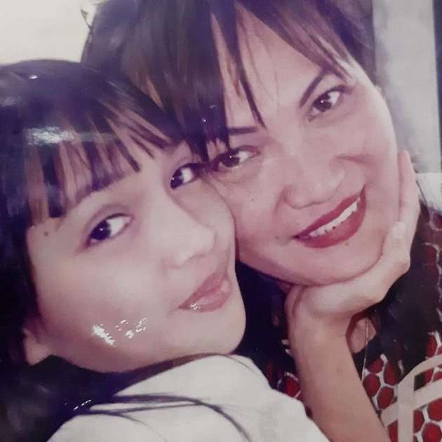 10 Potret Transformasi Shandy Aulia dari Kecil sampai Jadi Ibu, Makin Memesona!