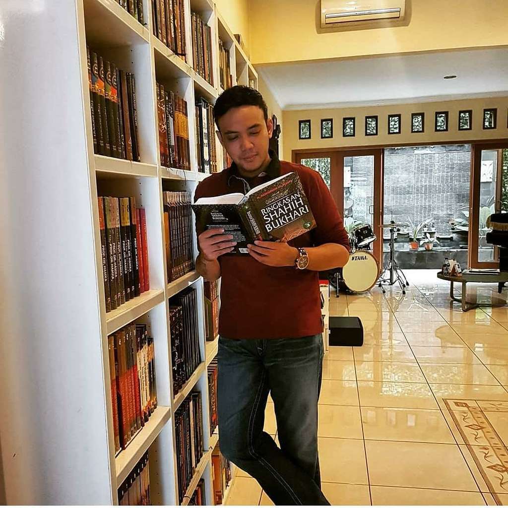 6 Selebritis yang Putuskan Ganti Nama Setelah Jadi Mualaf, Ini Dia Daftarnya