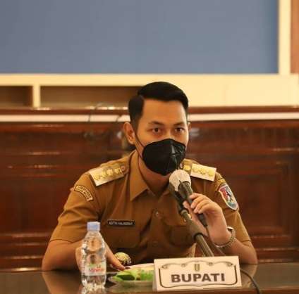 Potret Aditya Halindra, Bupati Tuban Tampan yang Viral Jadi Idola