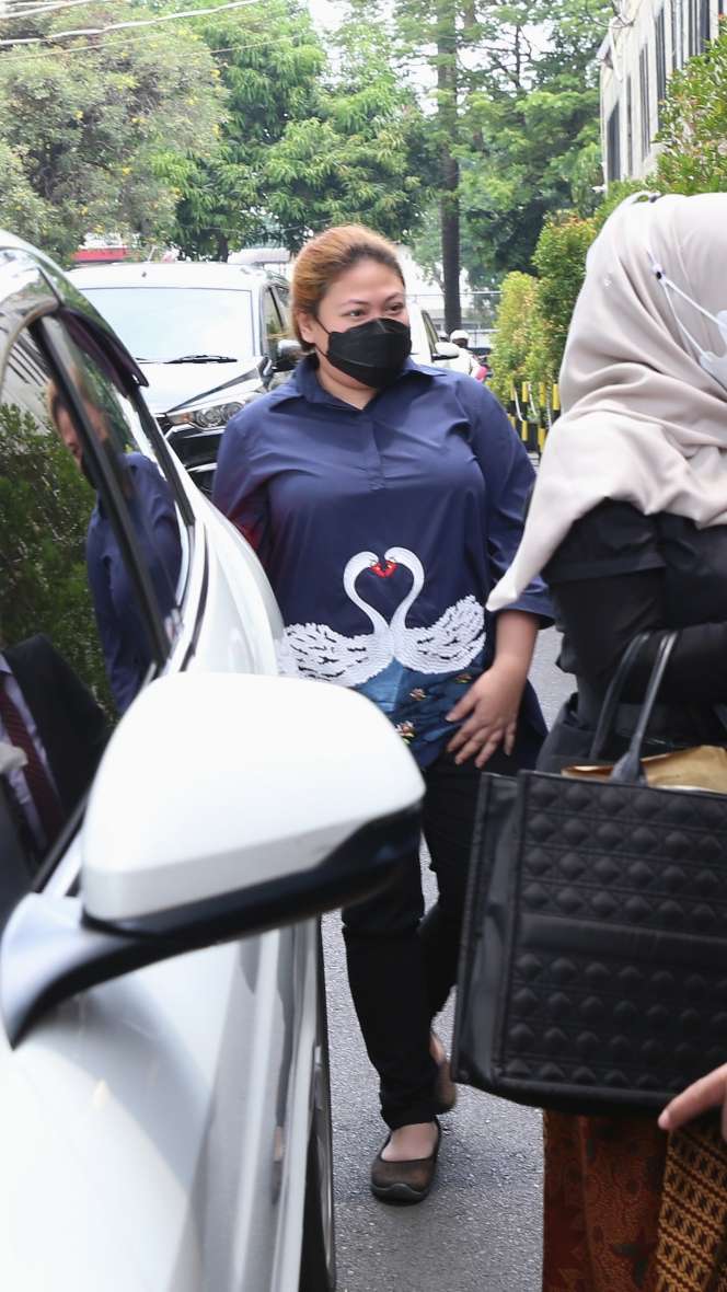 Momen Olivia Nathania, Anak Nia Daniaty Penuhi Panggilan Polisi