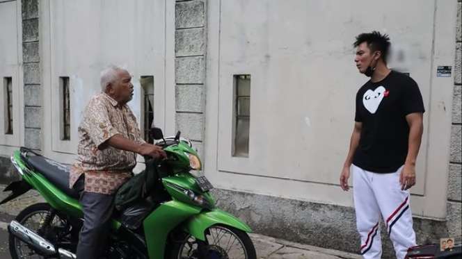 Video Baim Wong Memarahi Kakek-kakek Hingga Menyebutnya Pengemis Viral di Media Sosial, Ini Kronologinya!