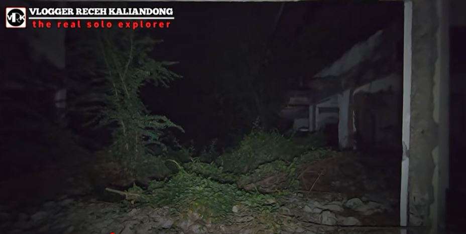 11 Penampakan Rumah Pejabat Terbengkalai Puluhan Tahun, Hawa Dingin Bikin Merinding