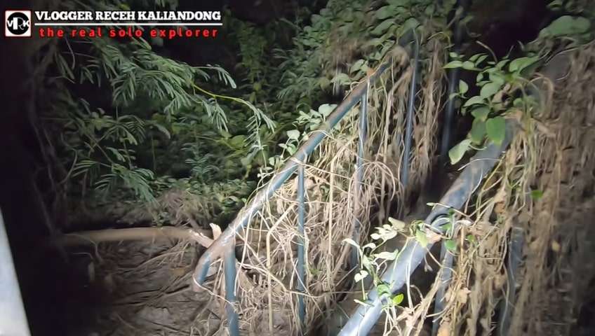 11 Penampakan Rumah Pejabat Terbengkalai Puluhan Tahun, Hawa Dingin Bikin Merinding