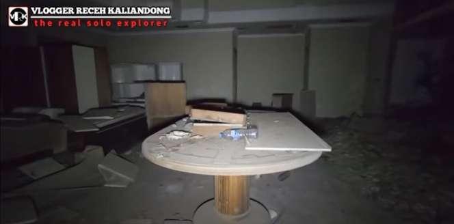 11 Penampakan Rumah Pejabat Terbengkalai Puluhan Tahun, Hawa Dingin Bikin Merinding
