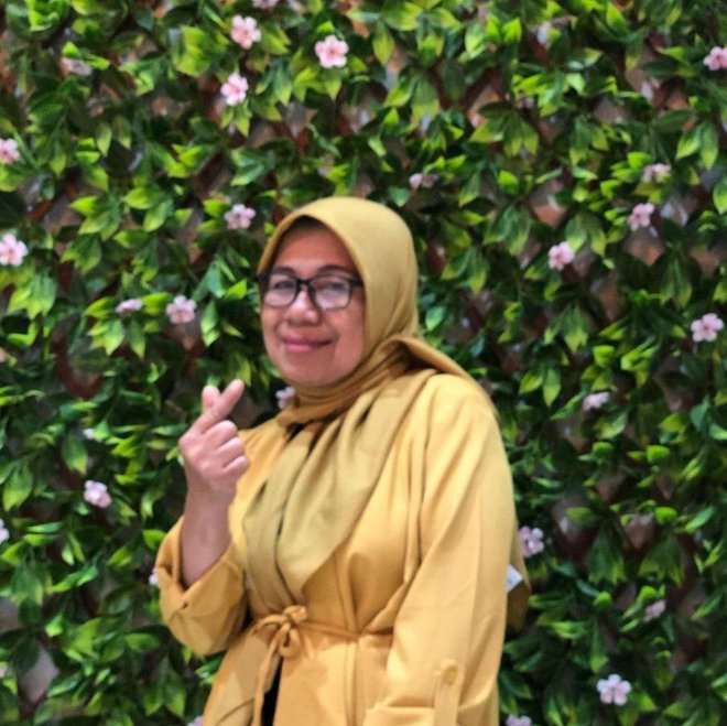 Sosok Sebenarnya Dewi Isma Hoeriah, Penyanyi Lagu Viral TikTok 'Yamete Kudasai'
