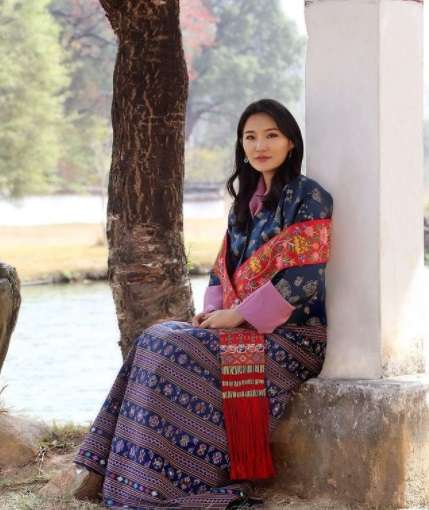 Pesona Ratu Jetsun Pema, Paras Cantiknya Bikin Meleleh
