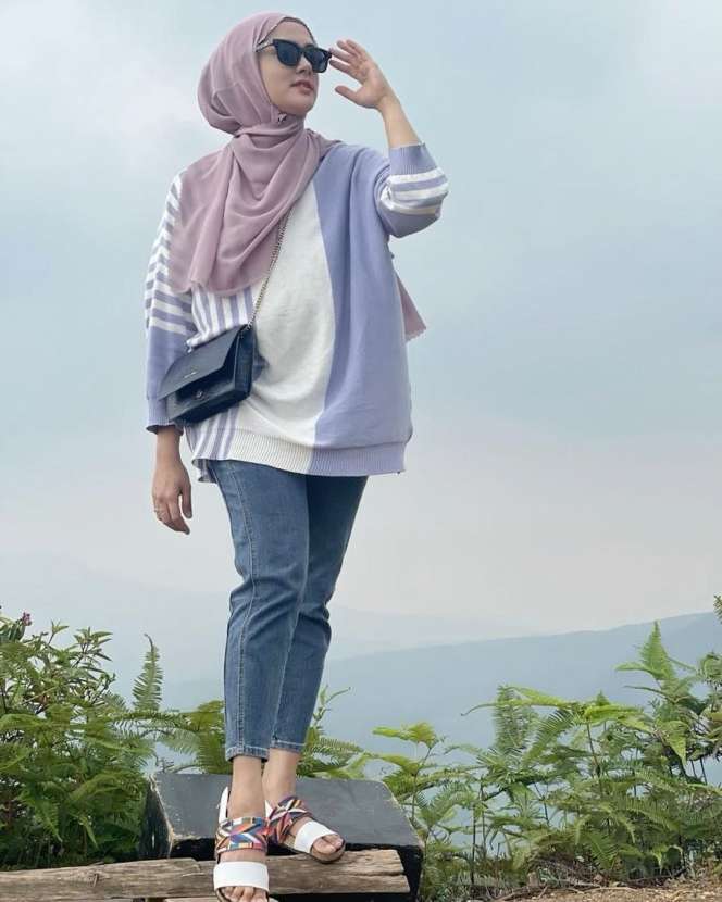 9 Pesona Bibi Alraen Istri Rifky Balweel yang Kini Berhijab, Banjir Pujian!