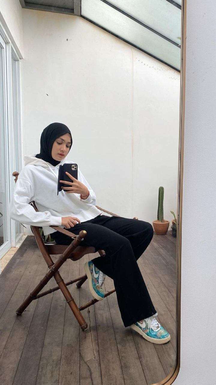 Mantap Berhijab! Potret Terbaru Cut Syifa Banjir Pujian