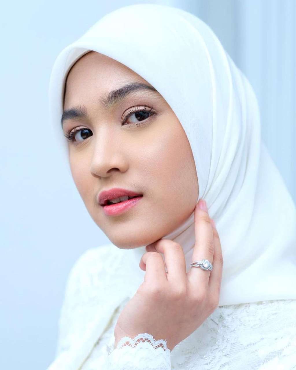 Mantap Berhijab! Potret Terbaru Cut Syifa Banjir Pujian