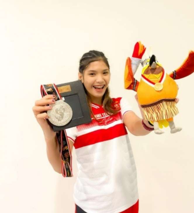 Pesona Pevoli Cantik Shindy Sasgia, Punya Segudang Prestasi